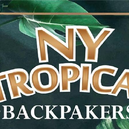 Hostel Ny Tropical Backpackers Desaru Exterior foto